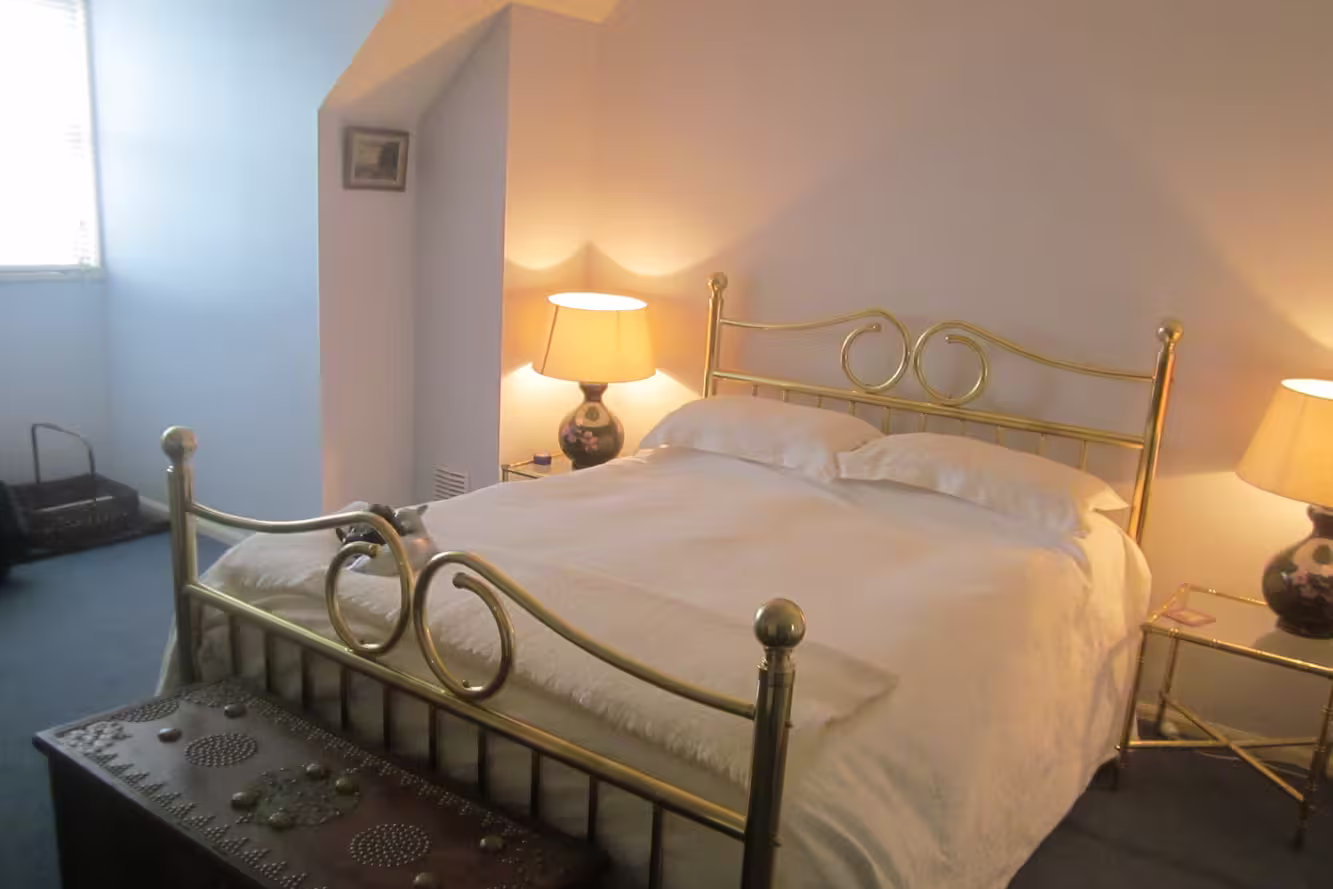 slider image 6 of a farm